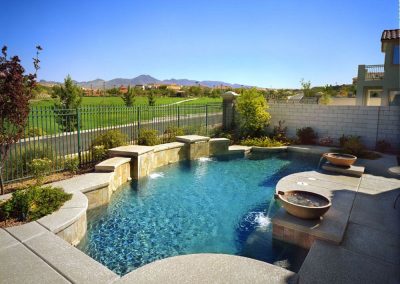 Modern pool designer in Arcadia