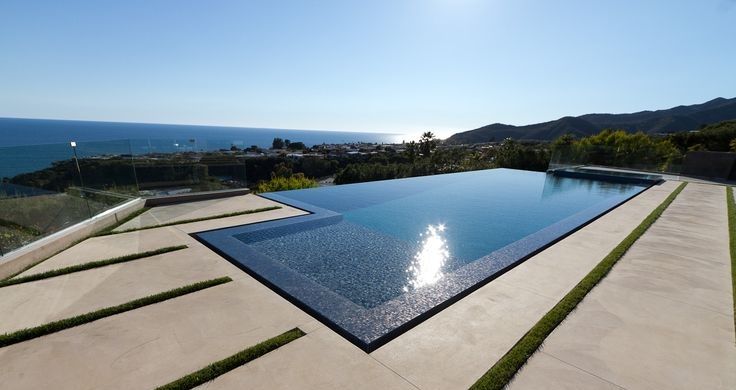 infinity edge pool